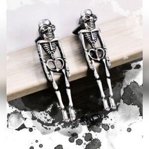 SKELETON EARRINGS HALOWEEN DAY OF THE DEAD JUST SCARY ER